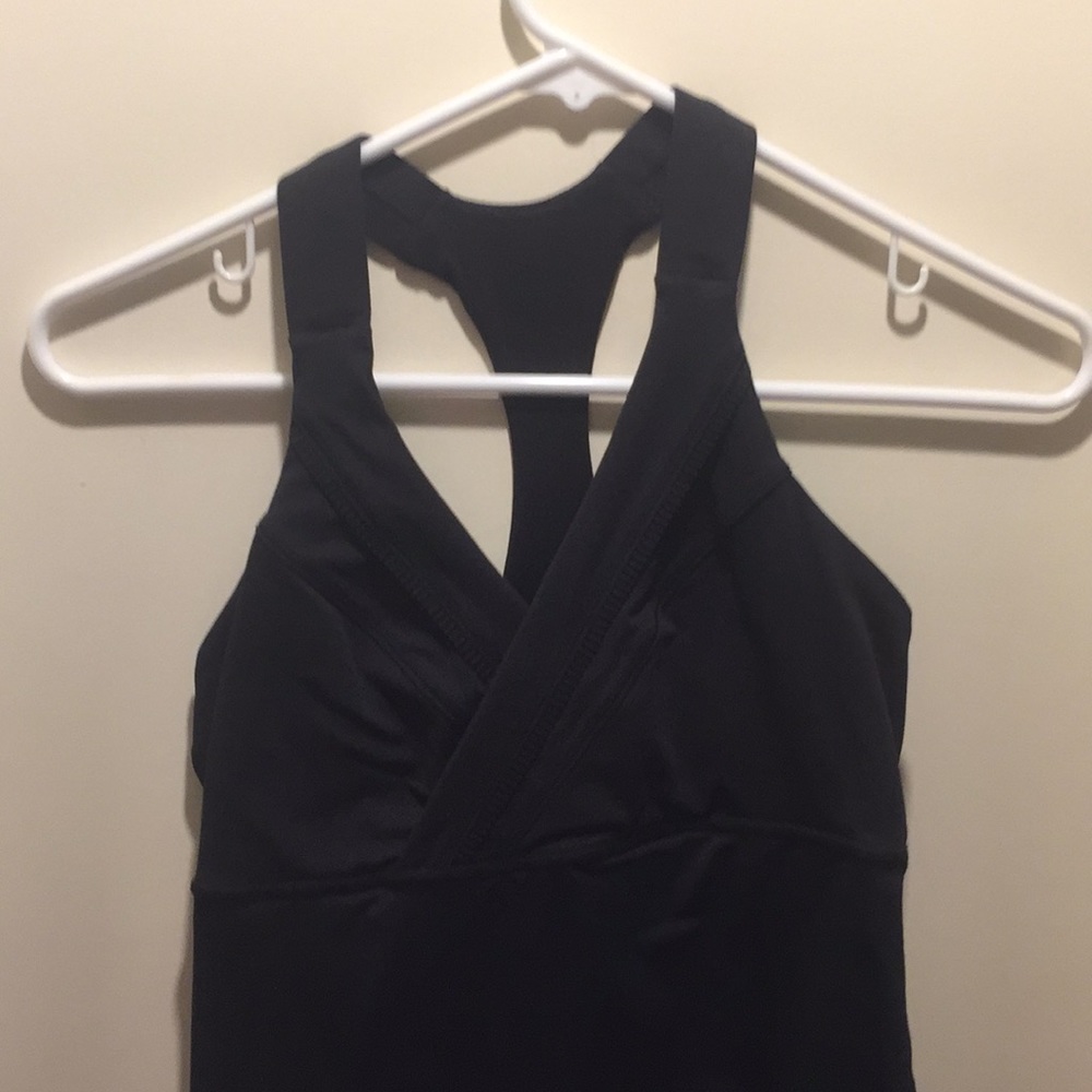 Lululemon tank